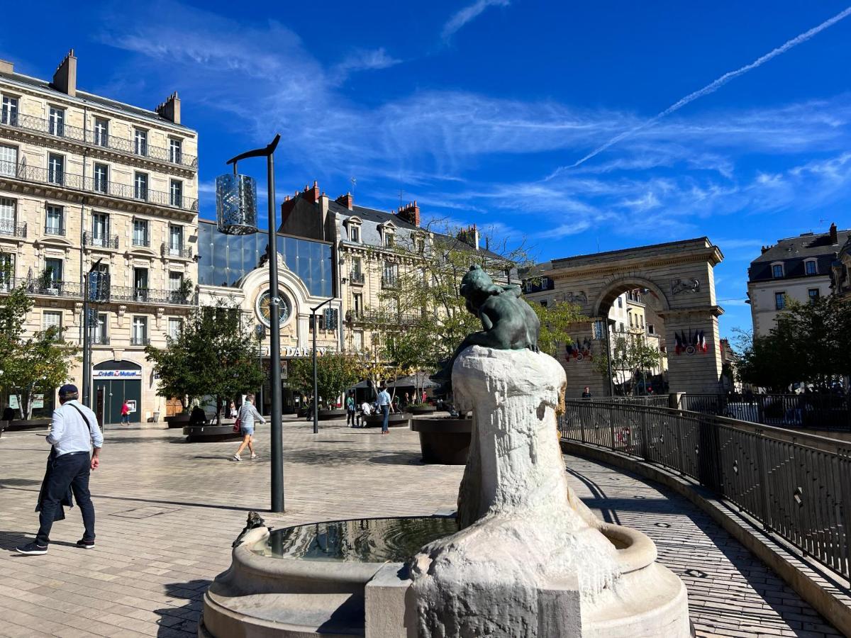 Rempart Tivoli Coeur De Ville Dijon Exterior foto